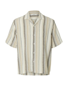 Relax Cal Short-sleeve Shirt Resort - Egret/Multi brown