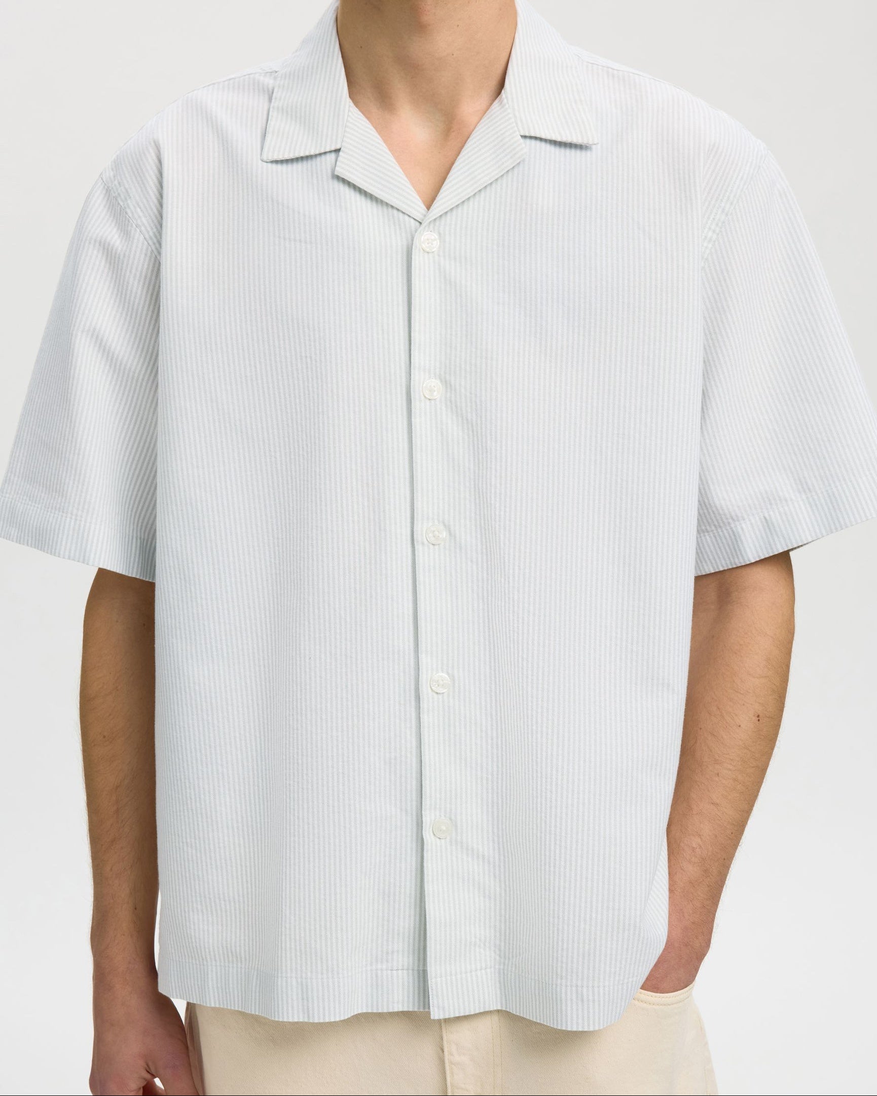 Relax Oxford Short-sleeve Shirt Resort - Aqua Gray/White Stripes