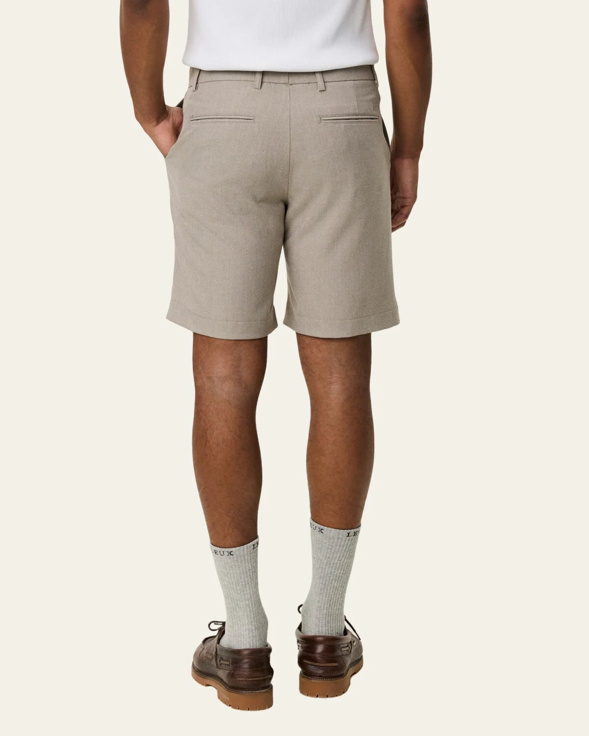Como Regular Solid Shorts - Laurel Oak Sand