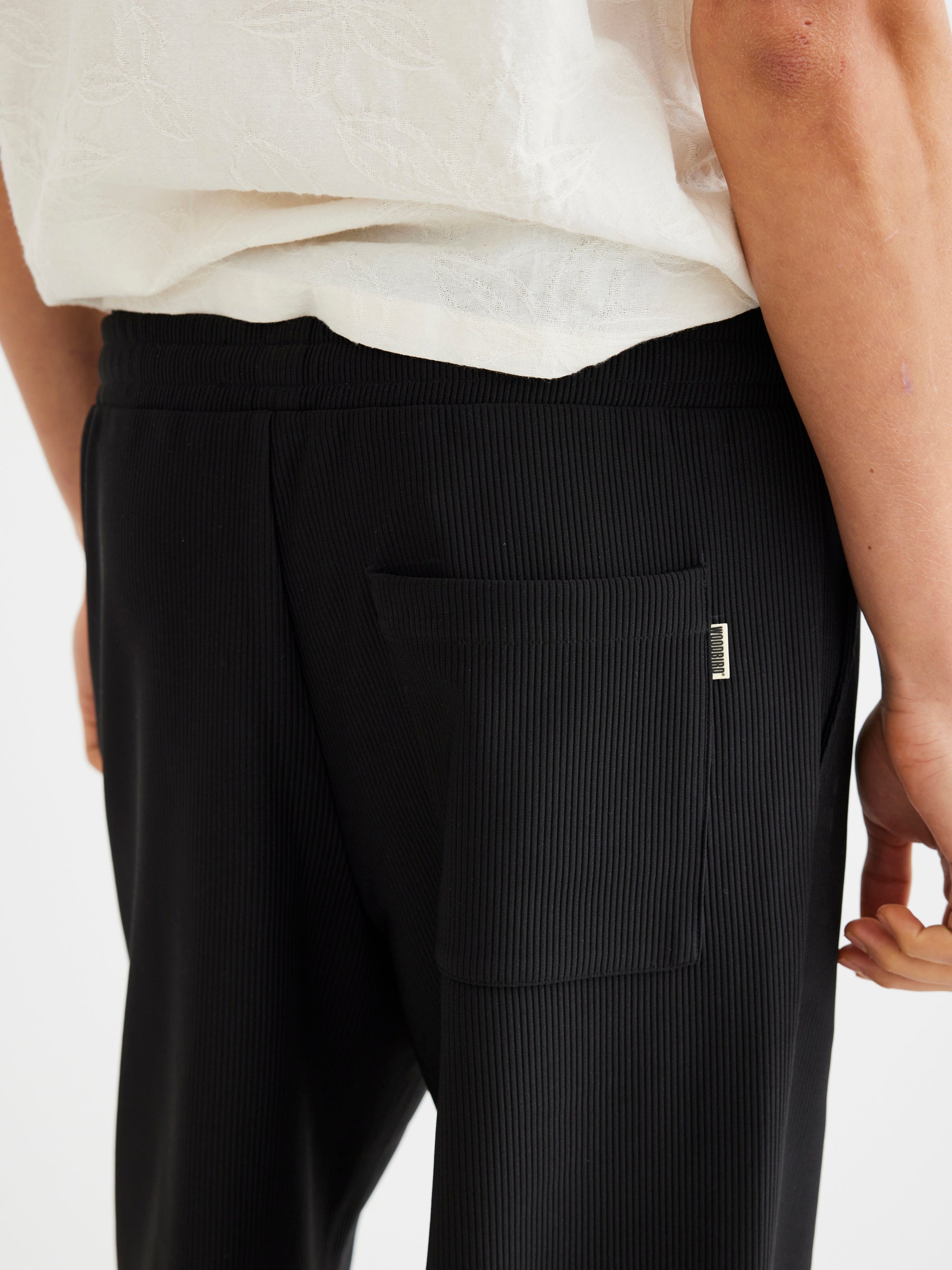 Ivo Plisse Pant - Black
