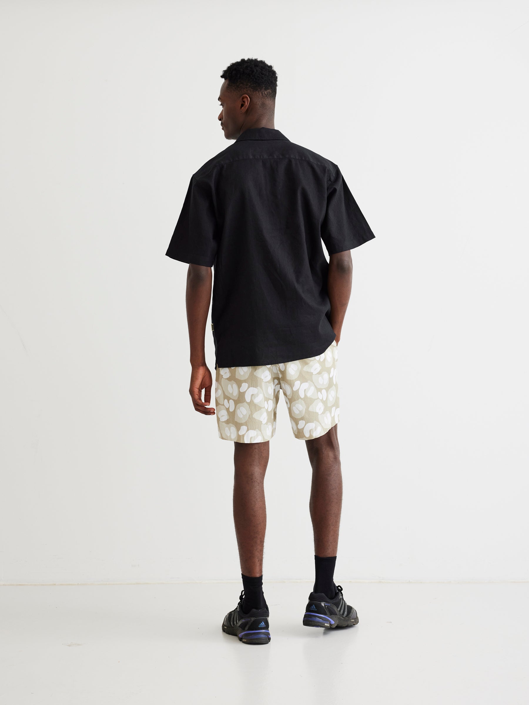 Banks Linen Shirt - Black