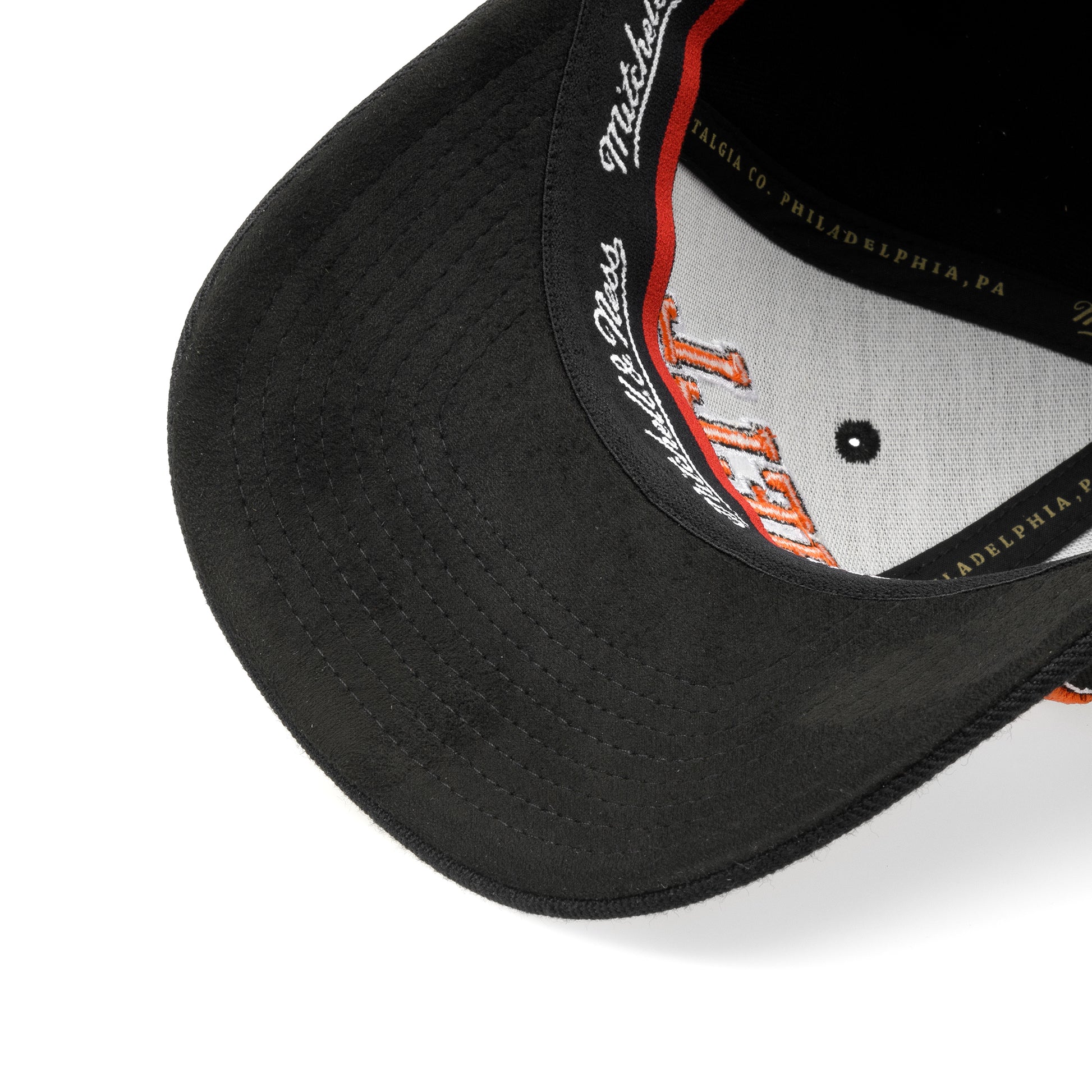 M&N Arch Classic Red - Own Brand Black/Orange