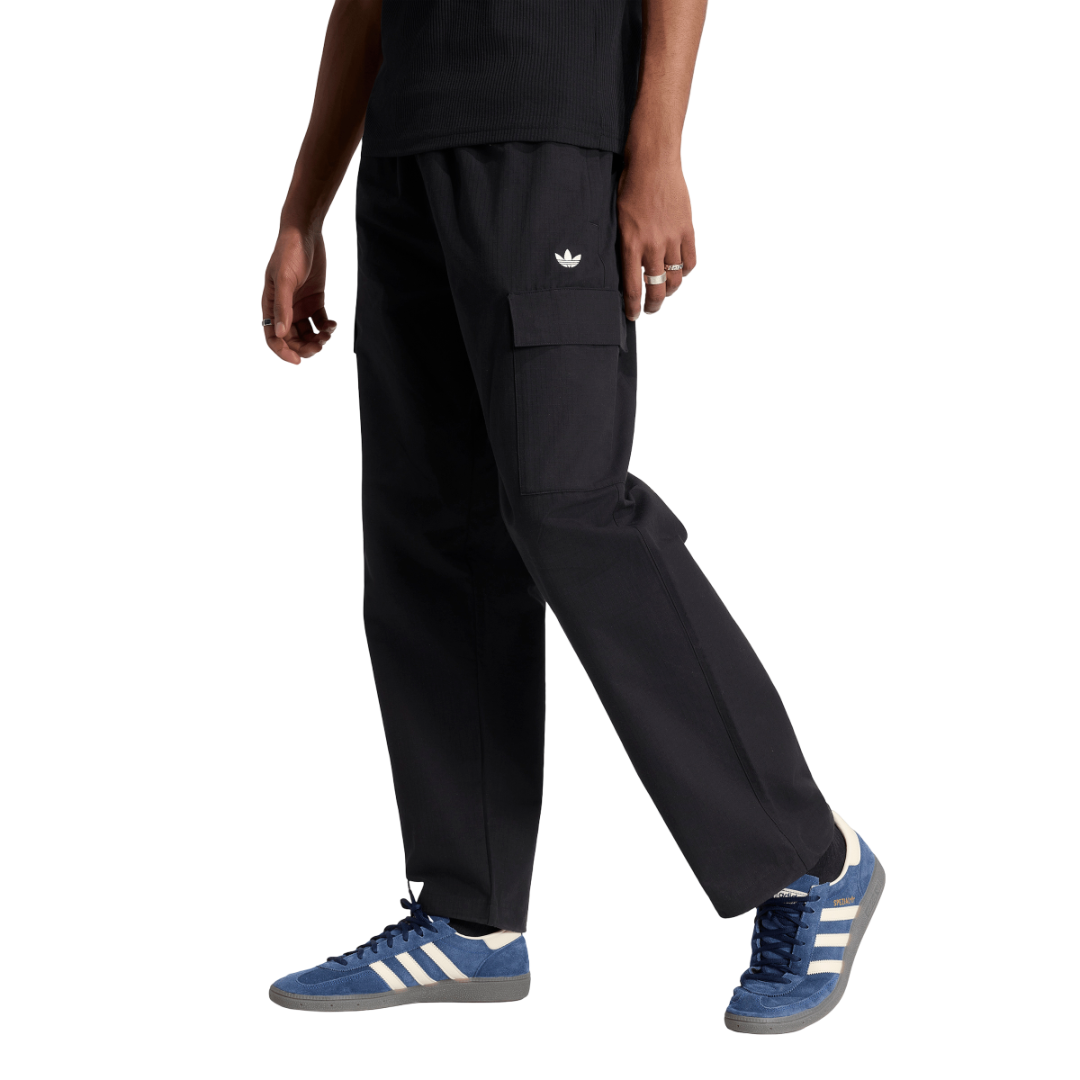 Essential Cargo Pants - Black