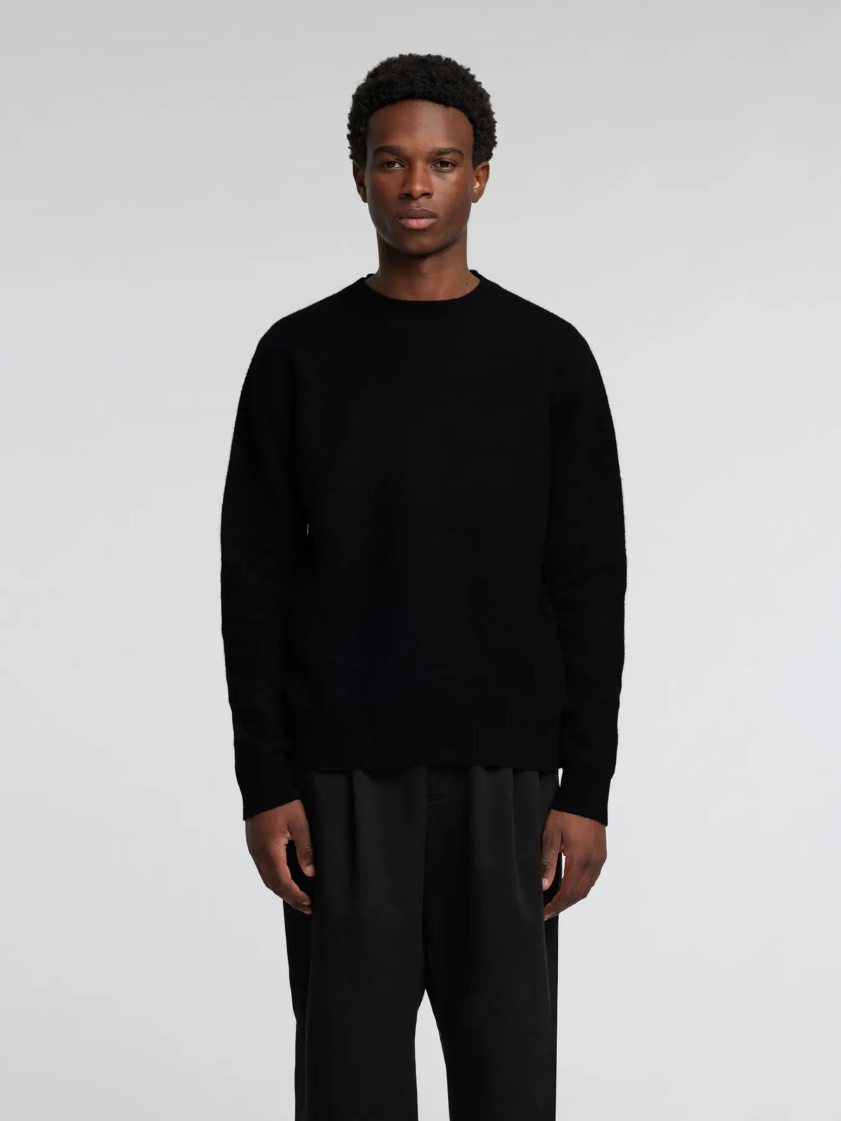 Ragi Long-sleeve Knit Wool Crewneck - Black