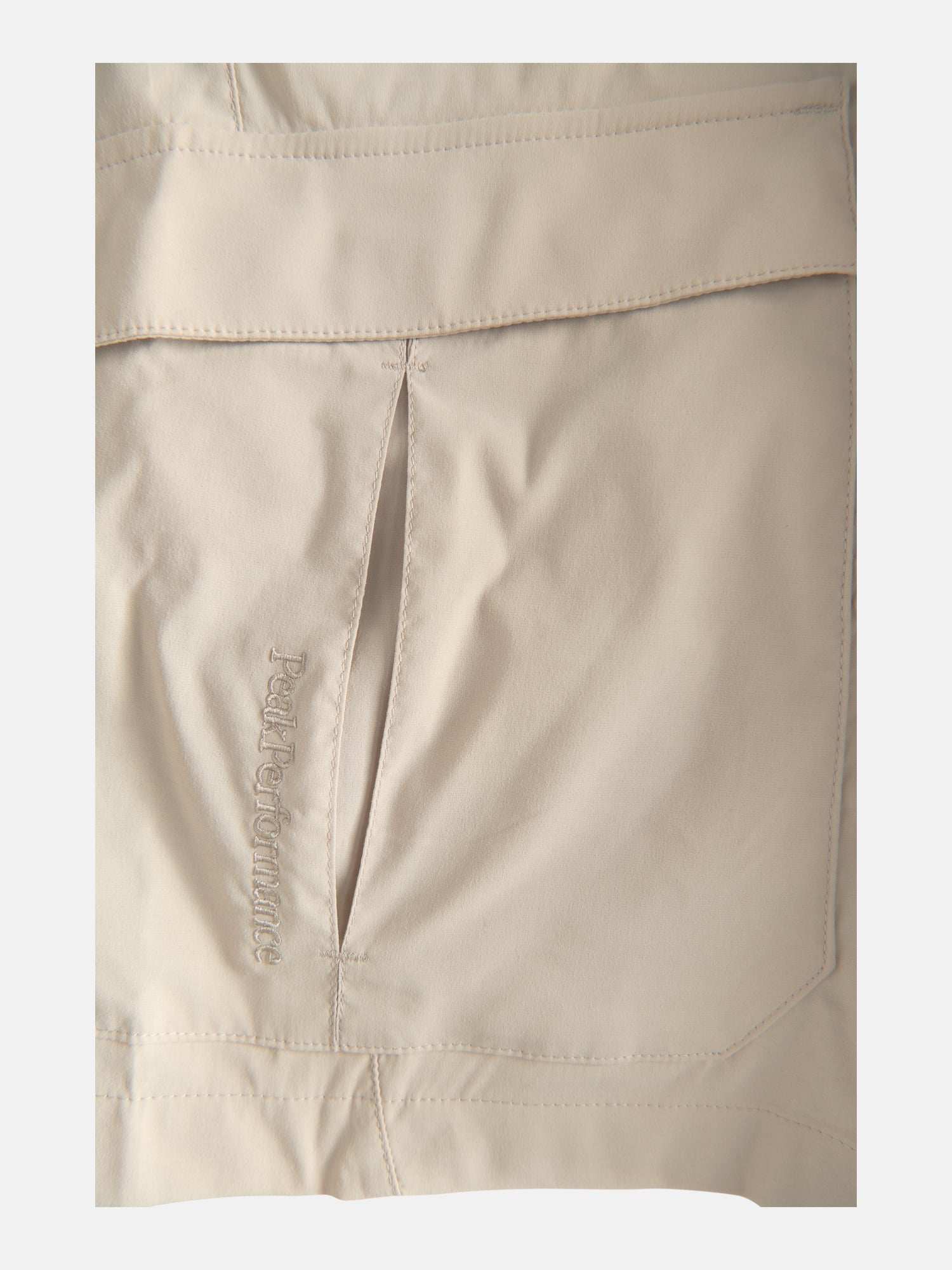 Men Moment Cargo Shorts - Celsian Beige